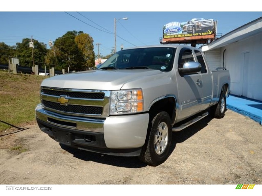 2010 Silverado 1500 LT Extended Cab 4x4 - Sheer Silver Metallic / Ebony photo #1