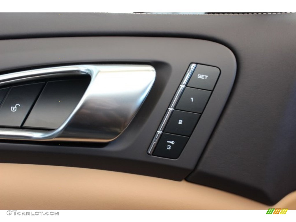 2014 Porsche Cayenne Turbo S Controls Photo #87113619