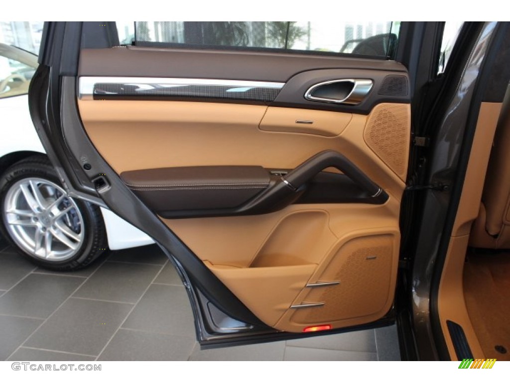 2014 Porsche Cayenne Turbo S Espresso/Cognac Natural Leather Door Panel Photo #87113998