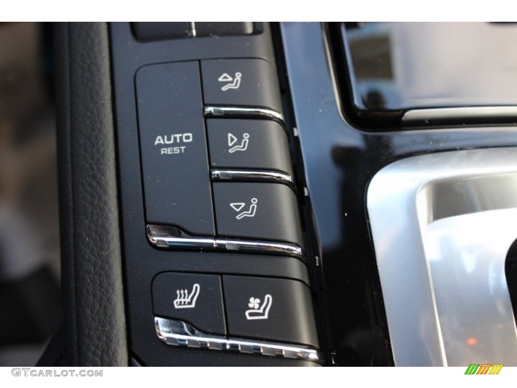 2014 Porsche Cayenne S Controls Photo #87114825