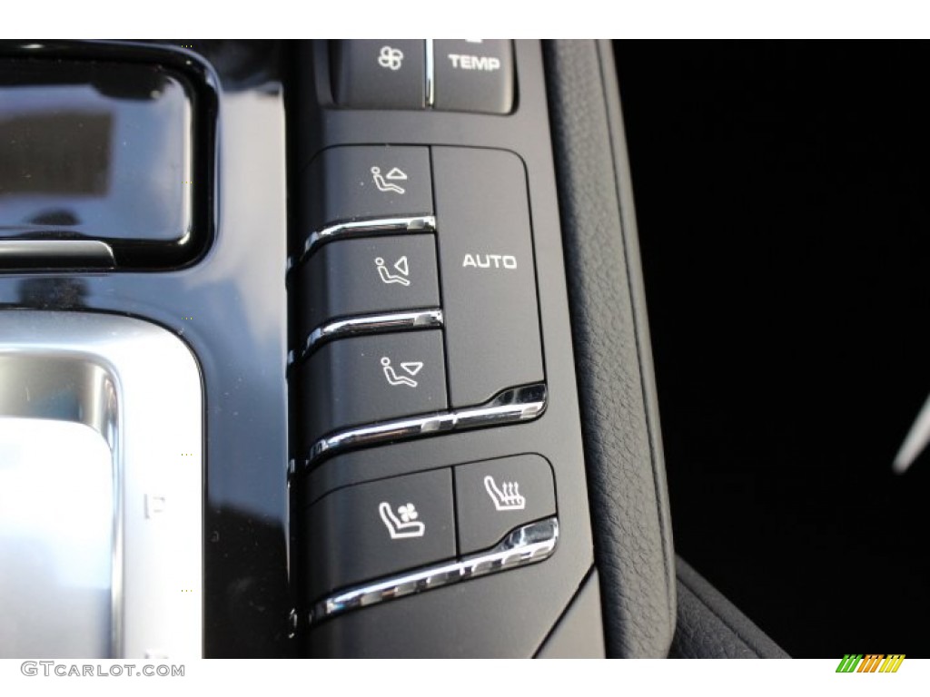 2014 Porsche Cayenne S Controls Photo #87114846