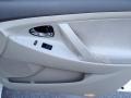 Super White - Camry LE Photo No. 7