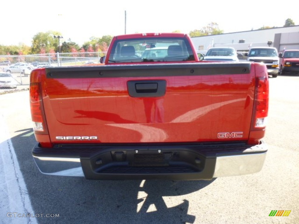 2007 Sierra 1500 Classic SL Regular Cab - Fire Red / Dark Titanium photo #4
