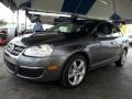 2010 Platinum Grey Metallic Volkswagen Jetta SE Sedan  photo #3