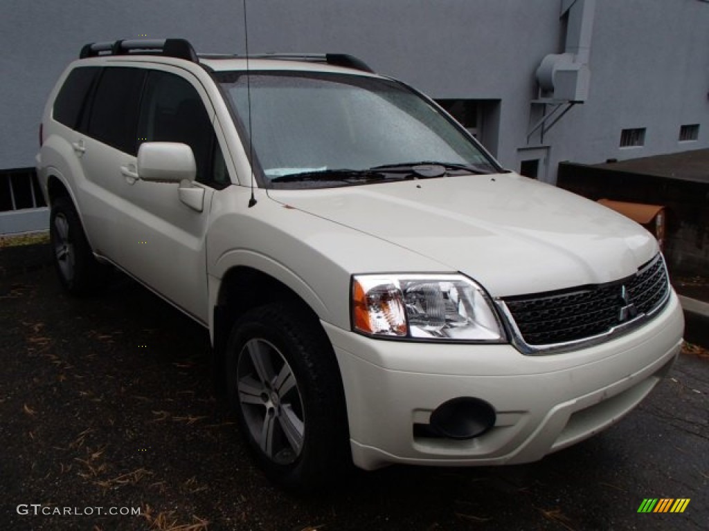 Dover White Pearl Mitsubishi Endeavor