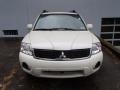 2010 Dover White Pearl Mitsubishi Endeavor SE AWD  photo #2