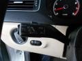 Candy White - Jetta SE Sedan Photo No. 18