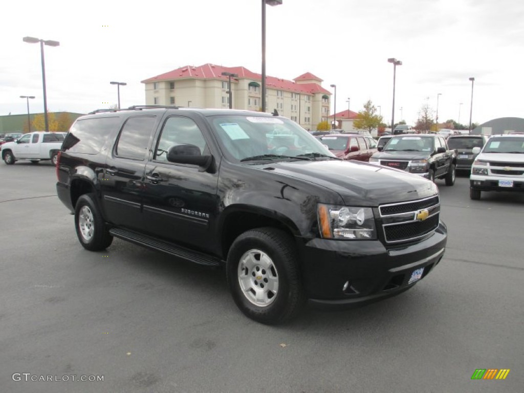 2013 Suburban LT 4x4 - Black / Ebony photo #1