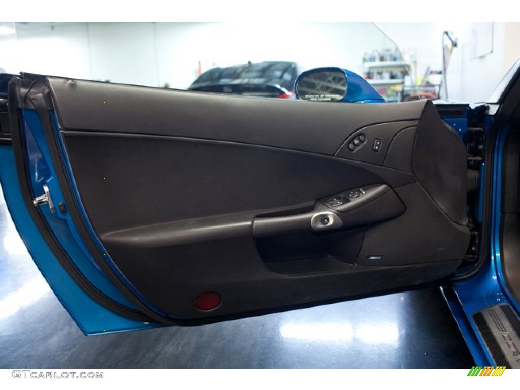 2008 Chevrolet Corvette Z06 Ebony Door Panel Photo #87125979