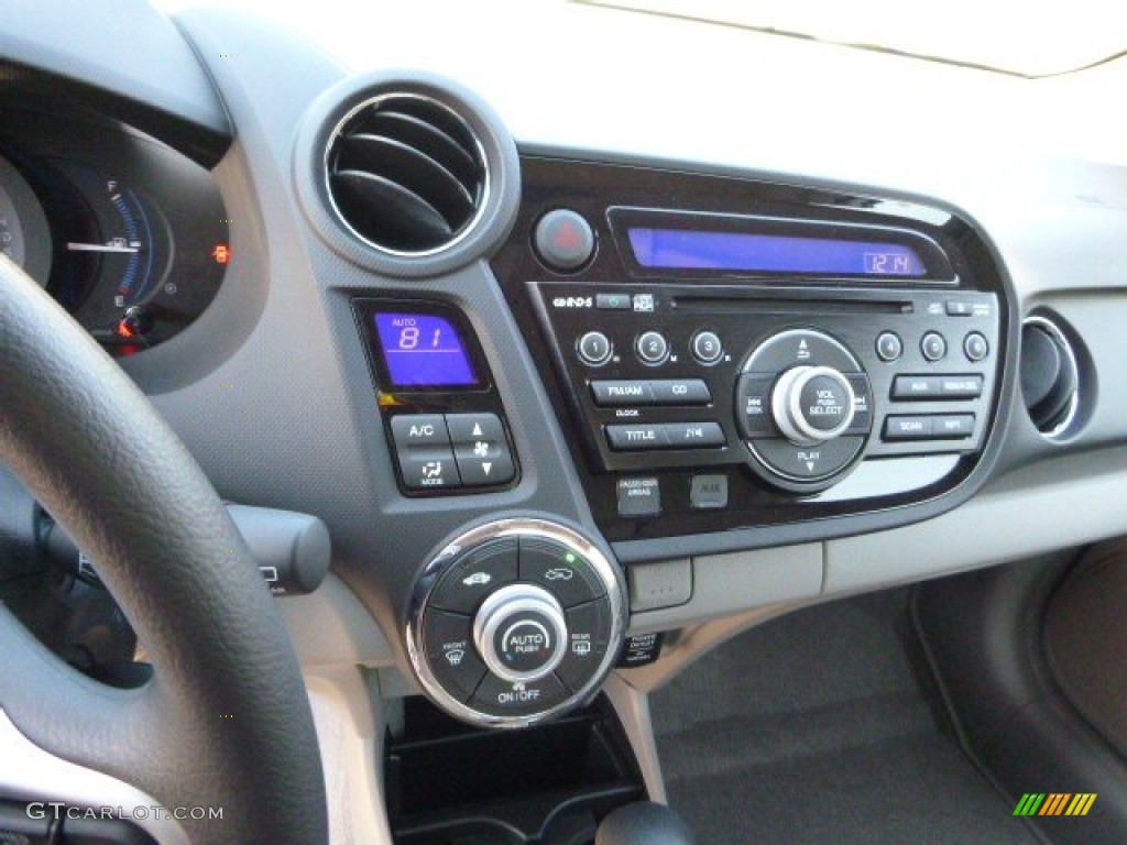 2013 Honda Insight LX Hybrid Controls Photos