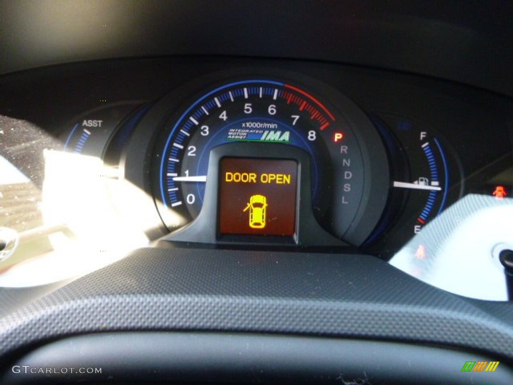 2013 Honda Insight LX Hybrid Gauges Photos