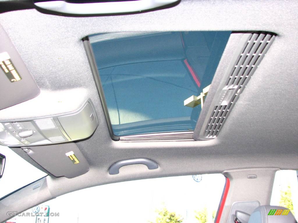 2008 R32  - Tornado Red / Anthracite photo #14