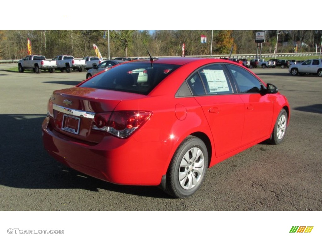 2014 Cruze LS - Red Hot / Jet Black/Medium Titanium photo #6