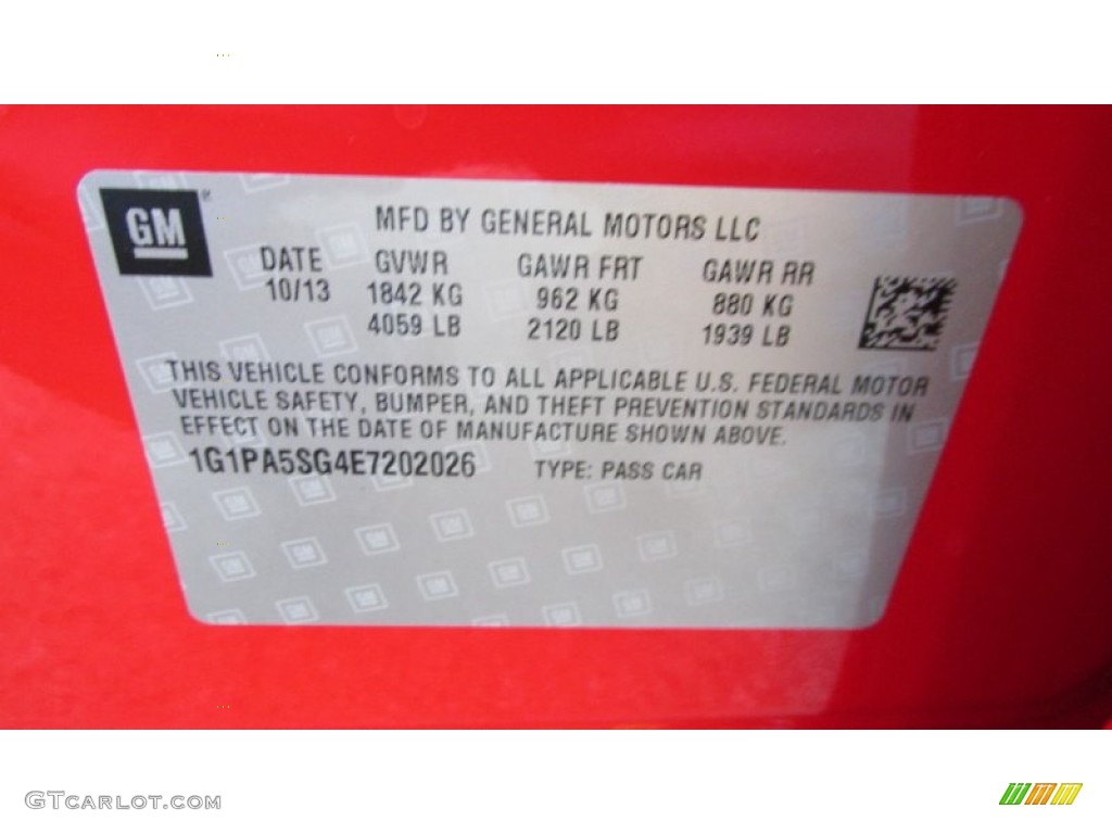 2014 Cruze LS - Red Hot / Jet Black/Medium Titanium photo #19