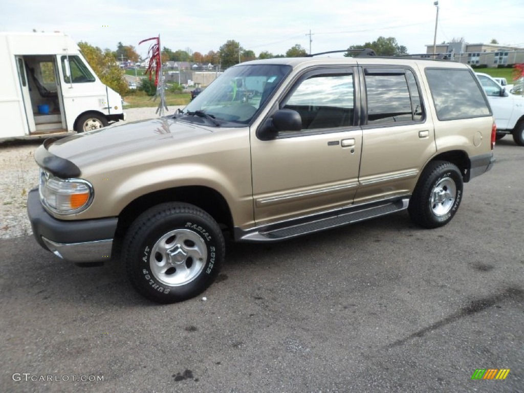 2000 Explorer XLT 4x4 - Harvest Gold Metallic / Medium Prairie Tan photo #8