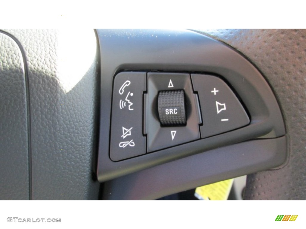 2014 Chevrolet Cruze LS Controls Photo #87131373