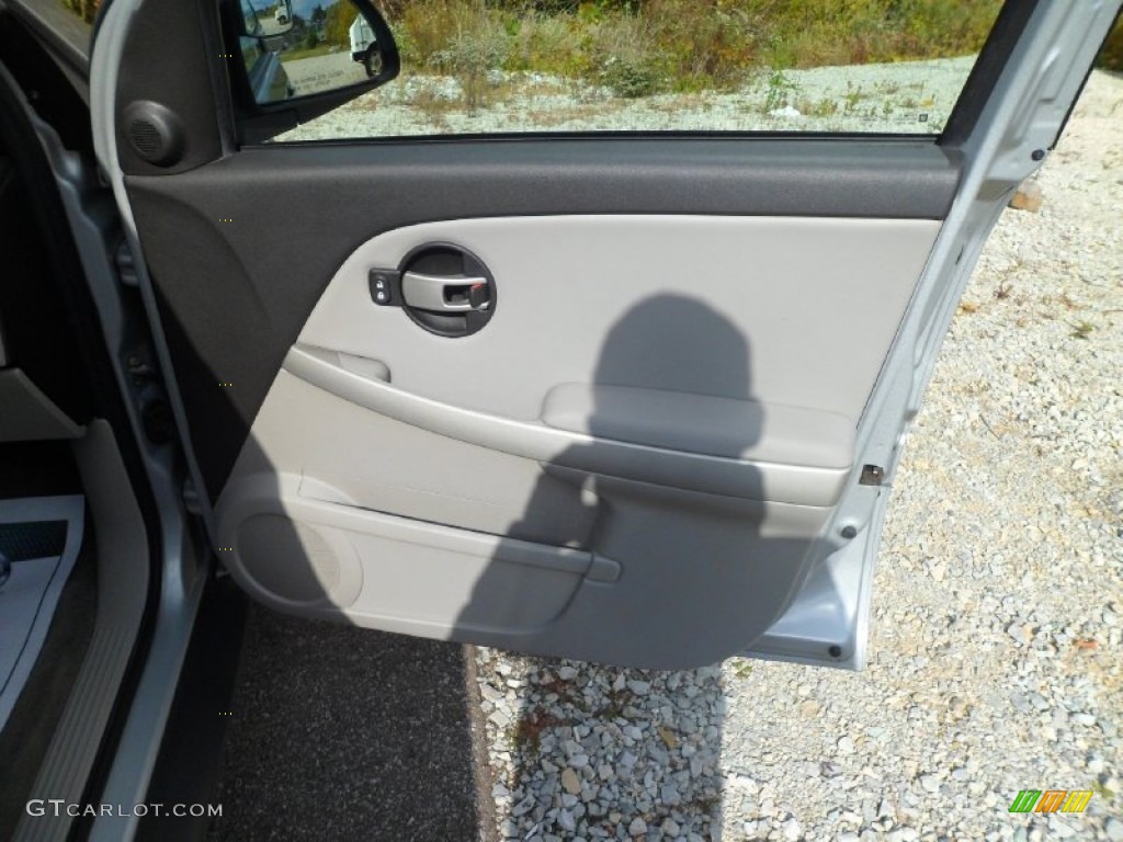 2005 Equinox LT AWD - Galaxy Silver Metallic / Light Gray photo #19