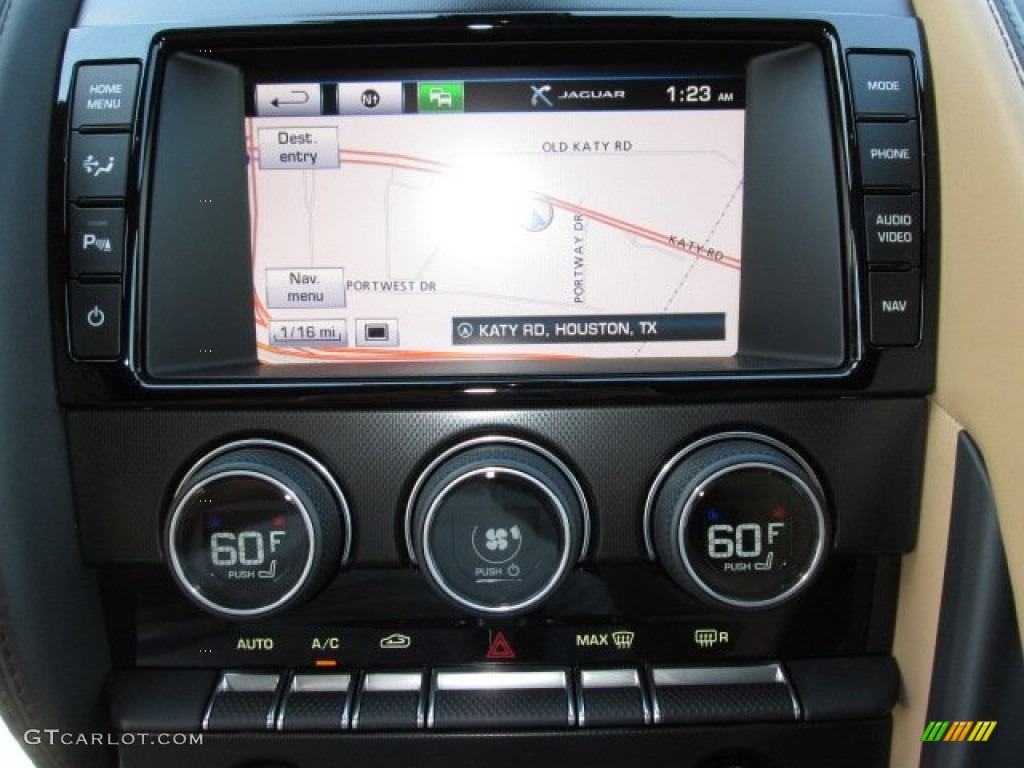 2014 Jaguar F-TYPE V8 S Controls Photo #87135639