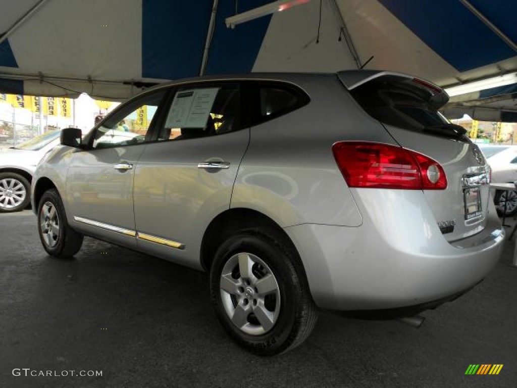 2011 Rogue S AWD - Silver Ice Metallic / Black photo #7