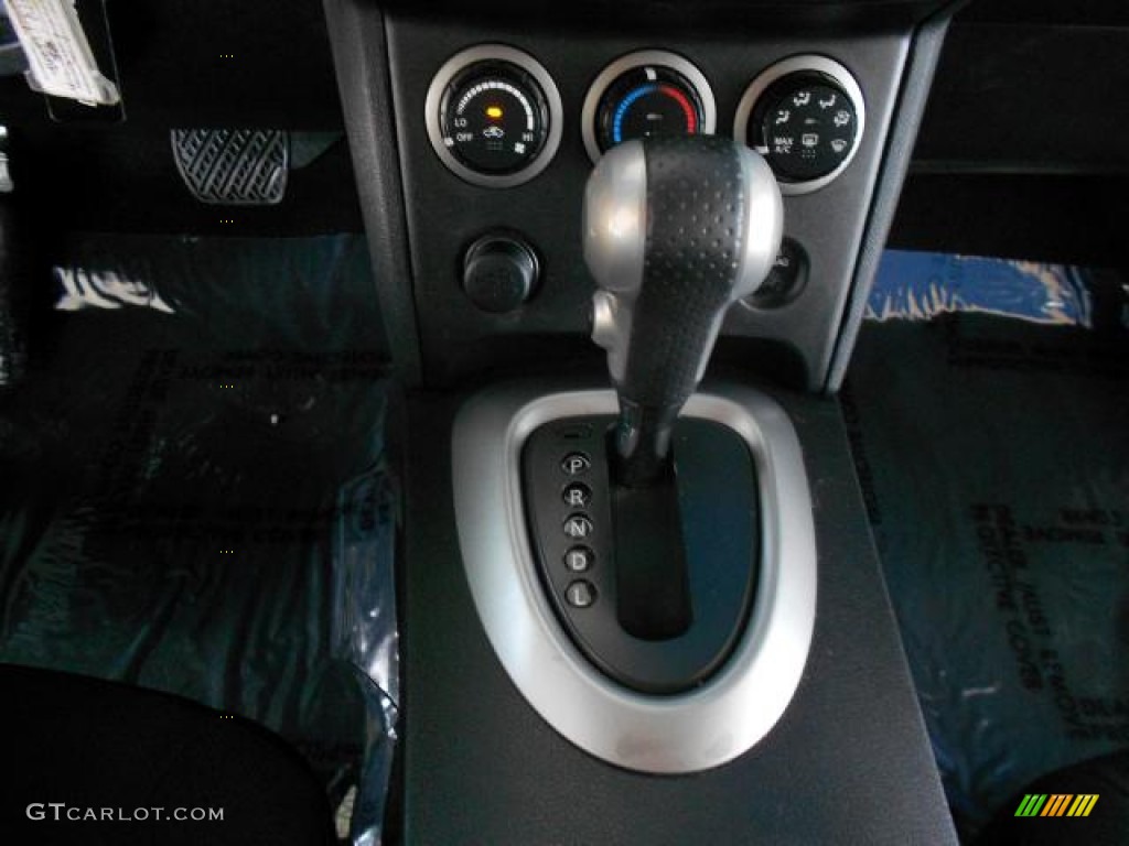 2011 Rogue S AWD - Silver Ice Metallic / Black photo #17