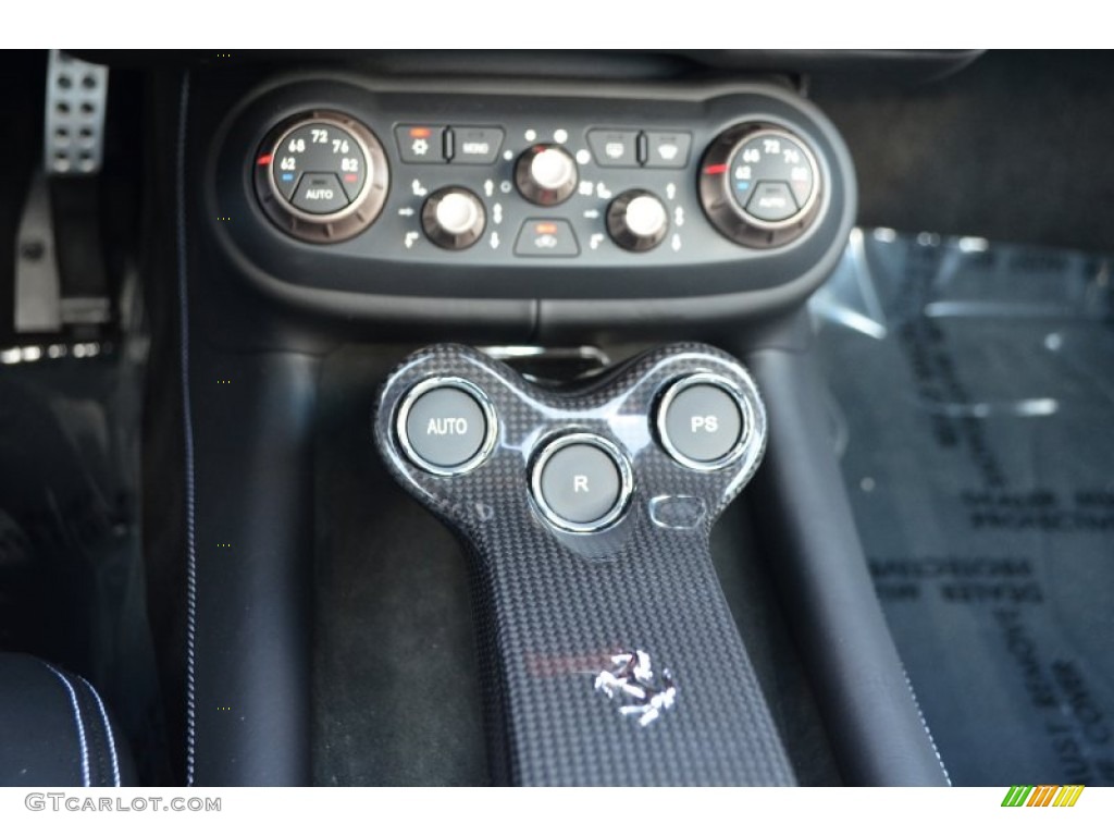 2013 Ferrari California 30 Controls Photo #87137043