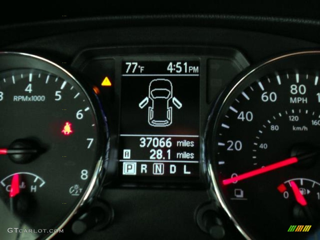 2011 Rogue S AWD Krom Edition - Cayenne Red / Gray photo #18