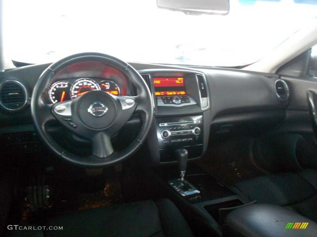 2011 Maxima 3.5 SV - Tuscan Sun / Charcoal photo #14