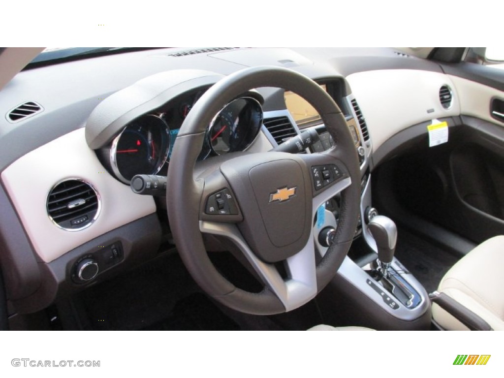 2014 Cruze Diesel - Crystal Red Tintcoat / Cocoa/Light Neutral photo #15