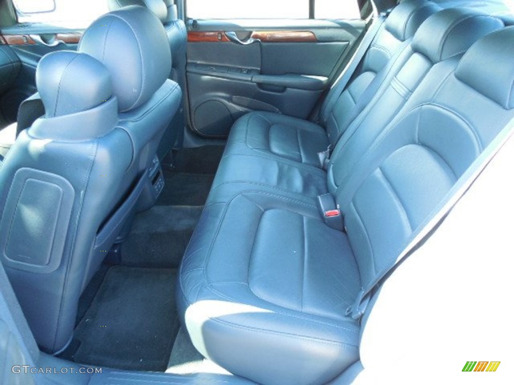 2004 DeVille Sedan - Blue Ice / Dark Gray photo #5