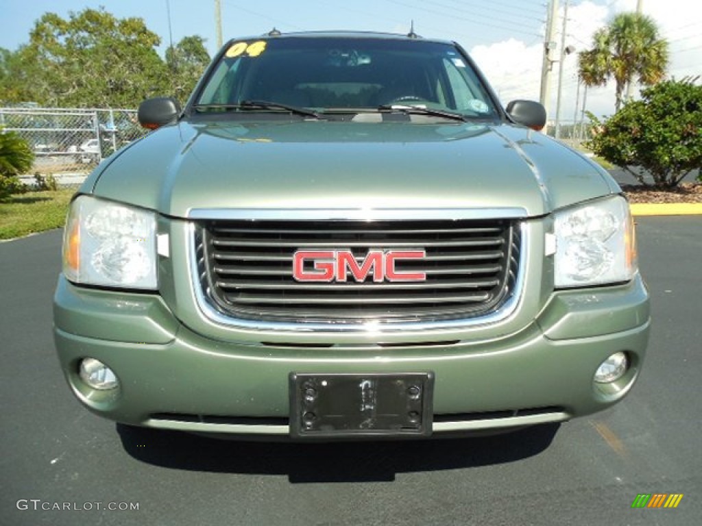 2004 Envoy SLT - Silver Green Metallic / Medium Pewter photo #14