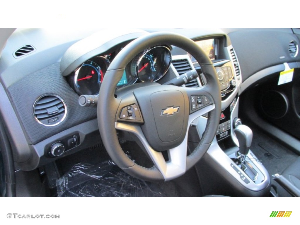 2014 Cruze LT - Rainforest Green Metallic / Jet Black photo #14