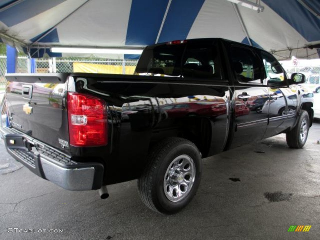 2011 Silverado 1500 LT Crew Cab - Black / Ebony photo #4