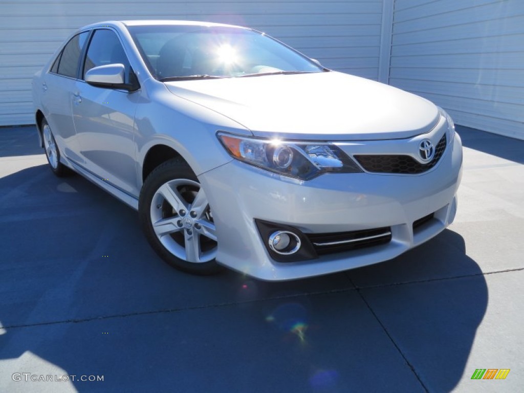 2014 Camry SE - Classic Silver Metallic / Black photo #1