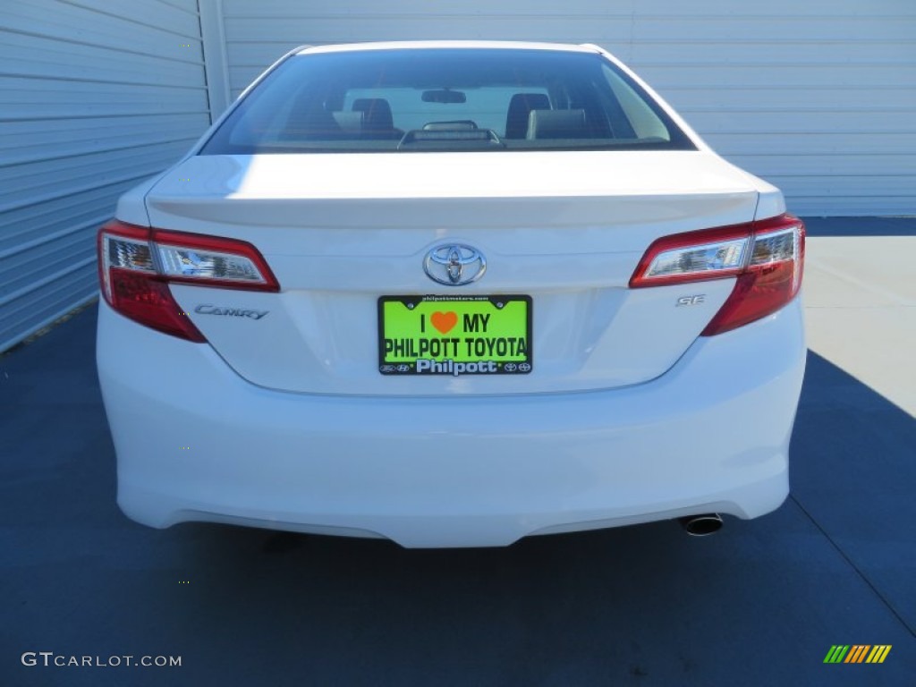 2014 Camry SE - Super White / Black photo #4
