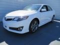 2014 Super White Toyota Camry SE  photo #6