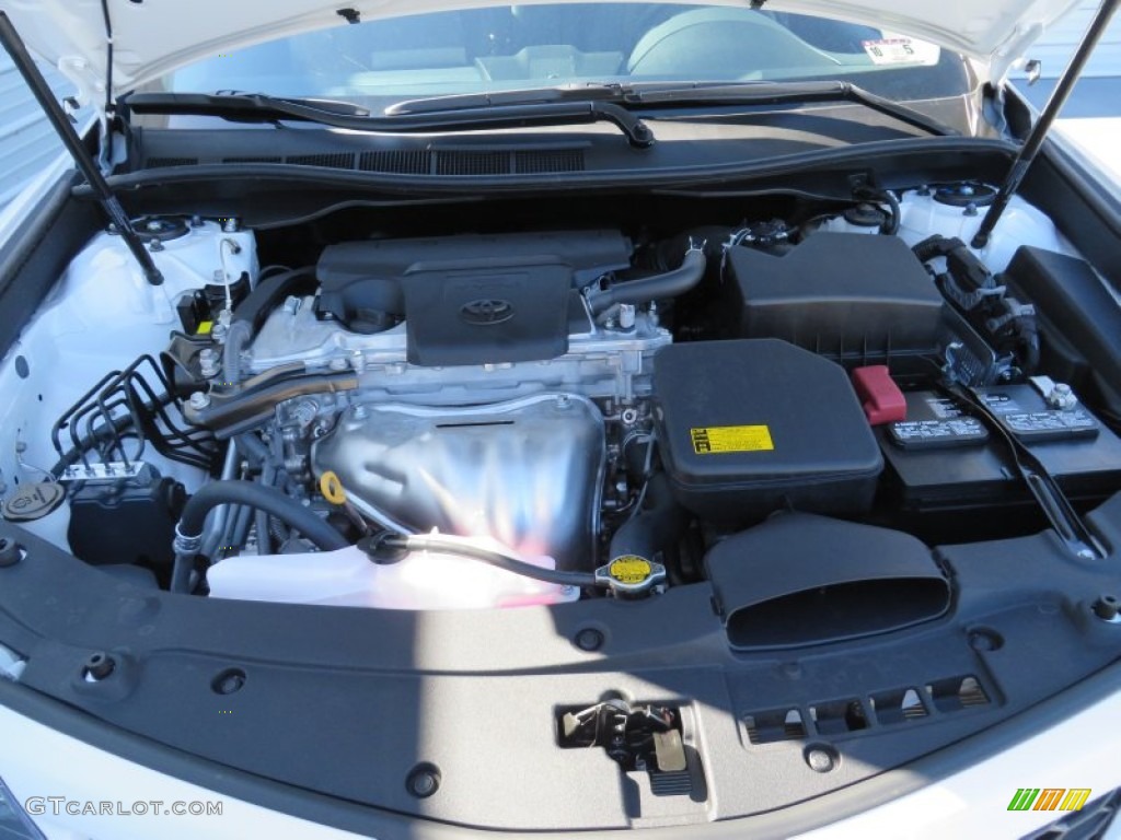 2014 Camry SE - Super White / Black photo #15
