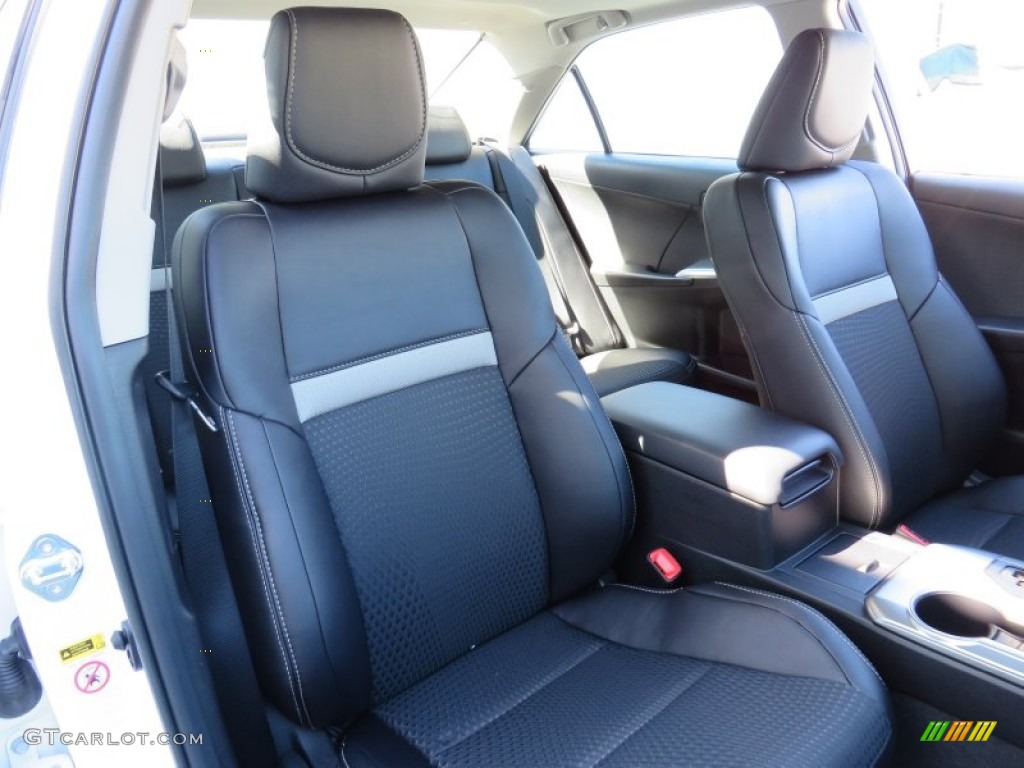 2014 Camry SE - Super White / Black photo #18