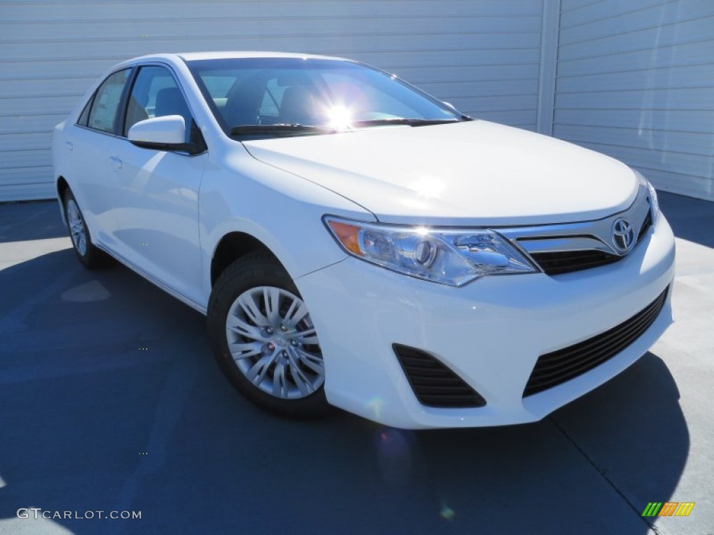 2014 Camry LE - Super White / Ash photo #2