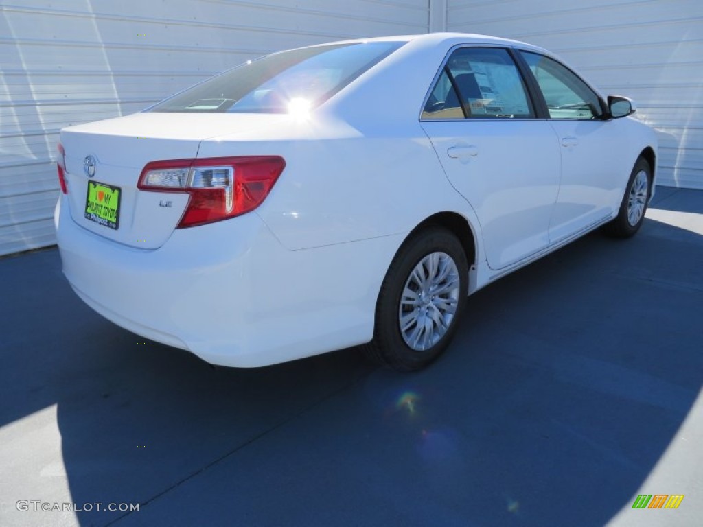 2014 Camry LE - Super White / Ash photo #4