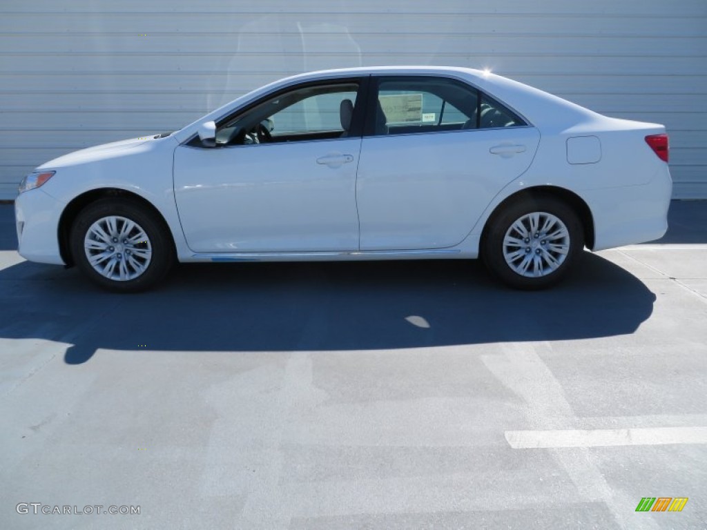 2014 Camry LE - Super White / Ash photo #6