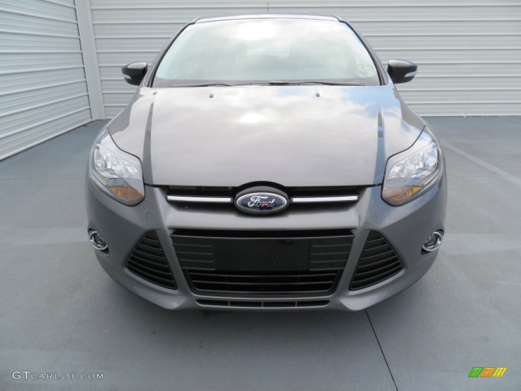 Sterling Gray 2014 Ford Focus SE Hatchback Exterior Photo #87163211