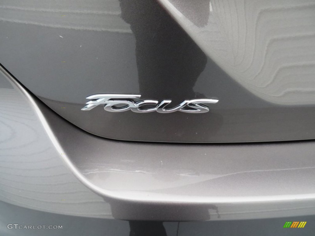 2014 Ford Focus SE Hatchback Marks and Logos Photo #87163308