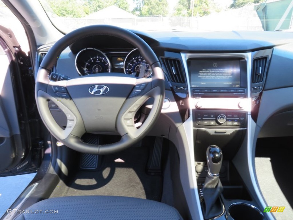 2014 Hyundai Sonata Limited Gray Dashboard Photo #87164088