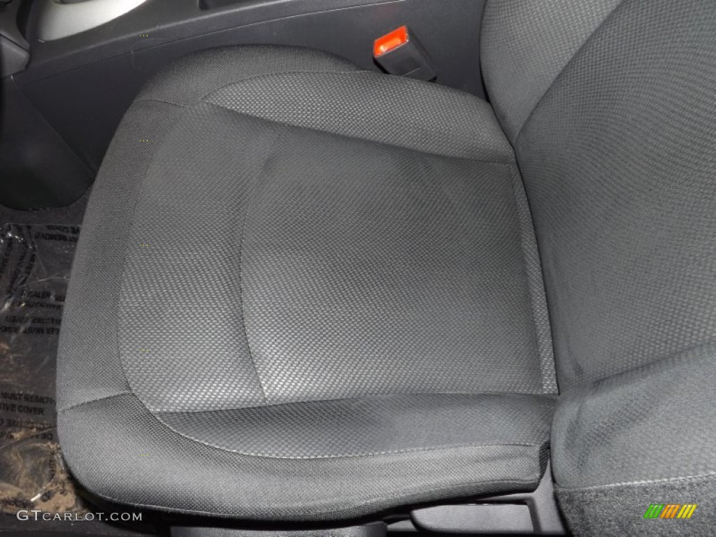 2011 Rogue S AWD - Gotham Gray Metallic / Black photo #13