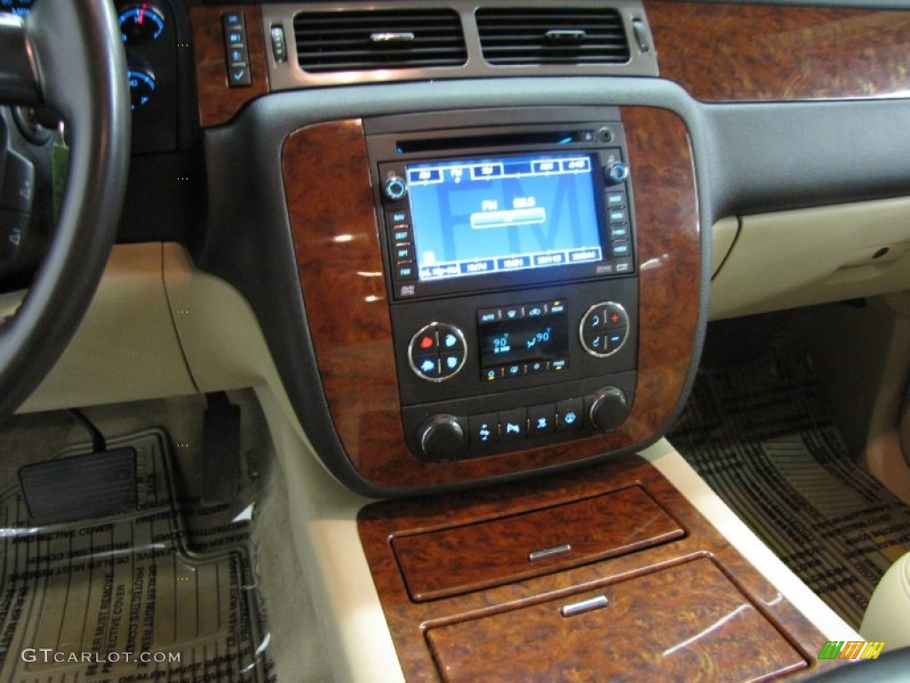 2008 Suburban 1500 LS 4x4 - Blue Granite Metallic / Light Cashmere/Ebony photo #26