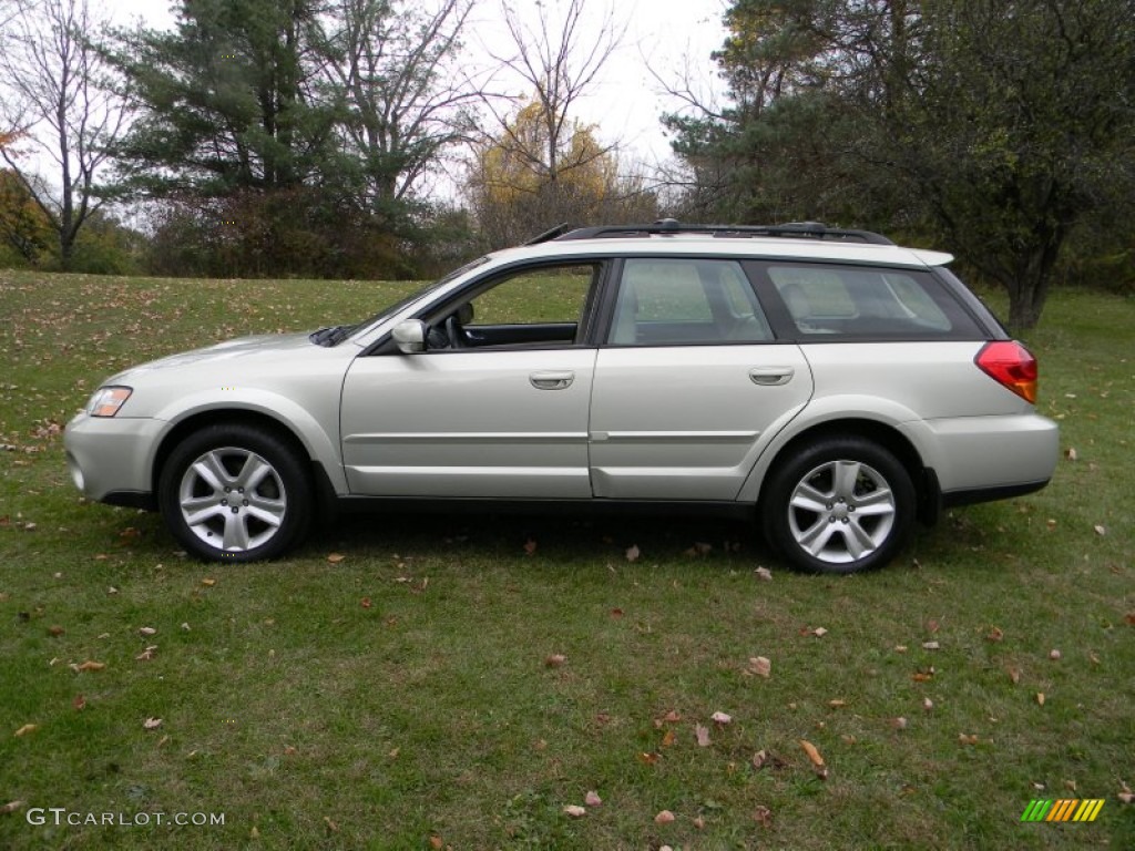 2006 Outback 2.5 XT Limited Wagon - Champagne Gold Opalescent / Taupe photo #3