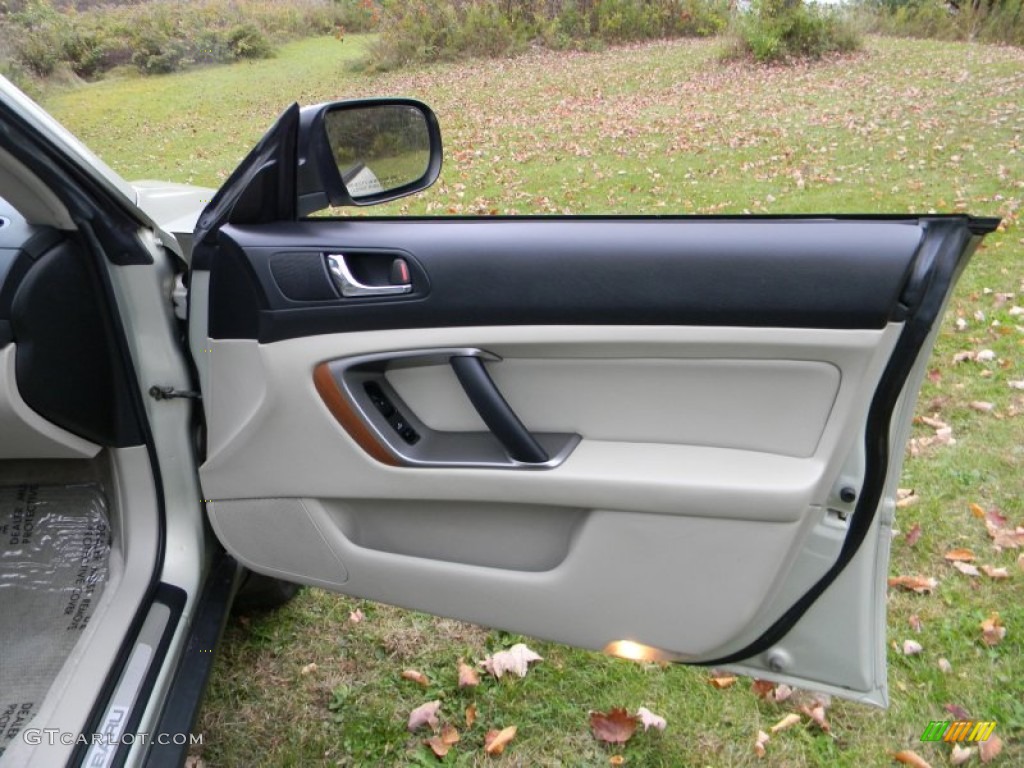 2006 Subaru Outback 2.5 XT Limited Wagon Taupe Door Panel Photo #87179685