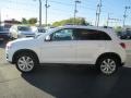 2014 White Pearl Mitsubishi Outlander Sport SE  photo #4