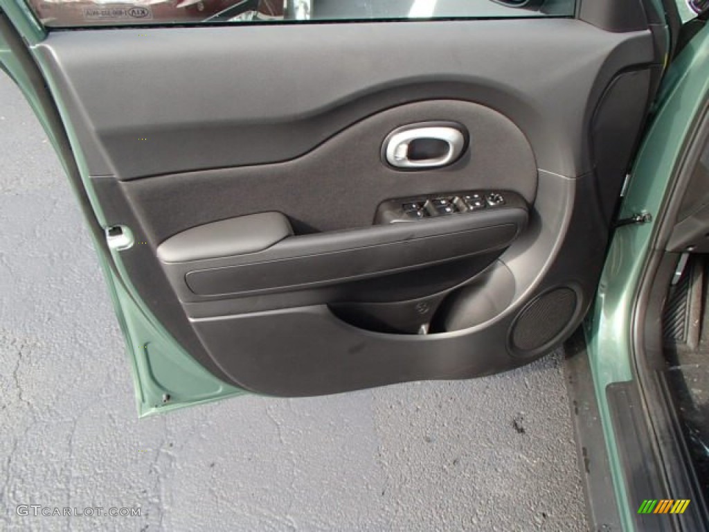 2014 Kia Soul 1.6 Black Diamond Woven Cloth Door Panel Photo #87186288