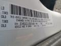Stone White - Grand Caravan SXT Photo No. 26